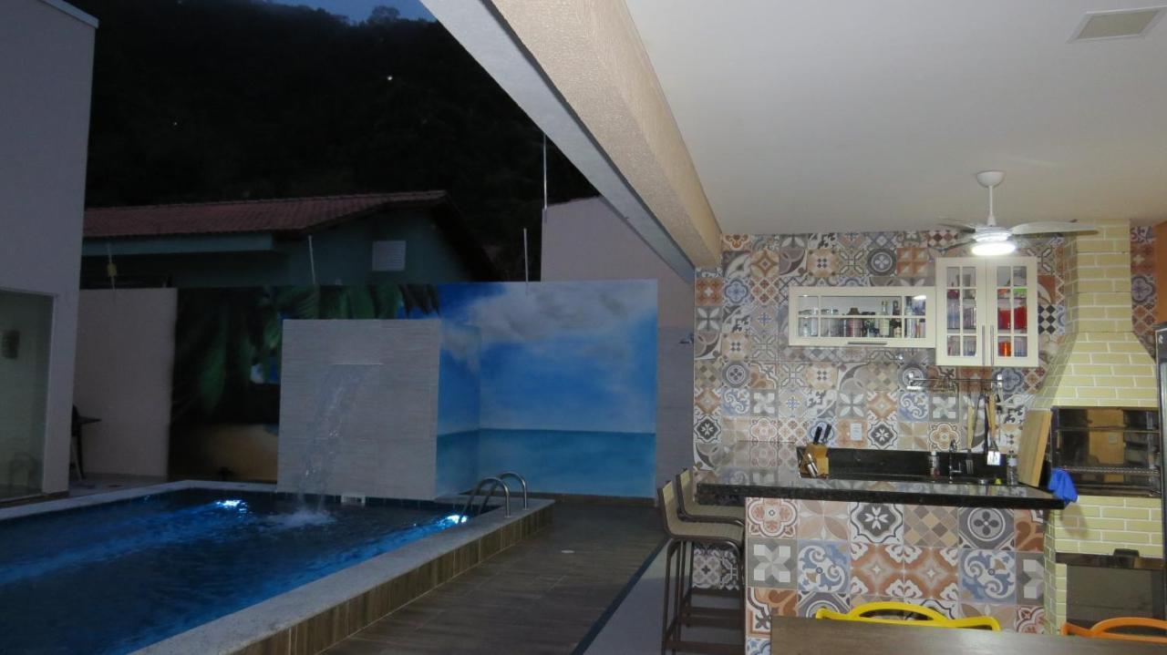 Pensão Em Cantos Do Mundo, Encontre Paz Nessa Micro Regiao Ecologica, Proximo As Praias Do Guaiuba E Do Tombo *